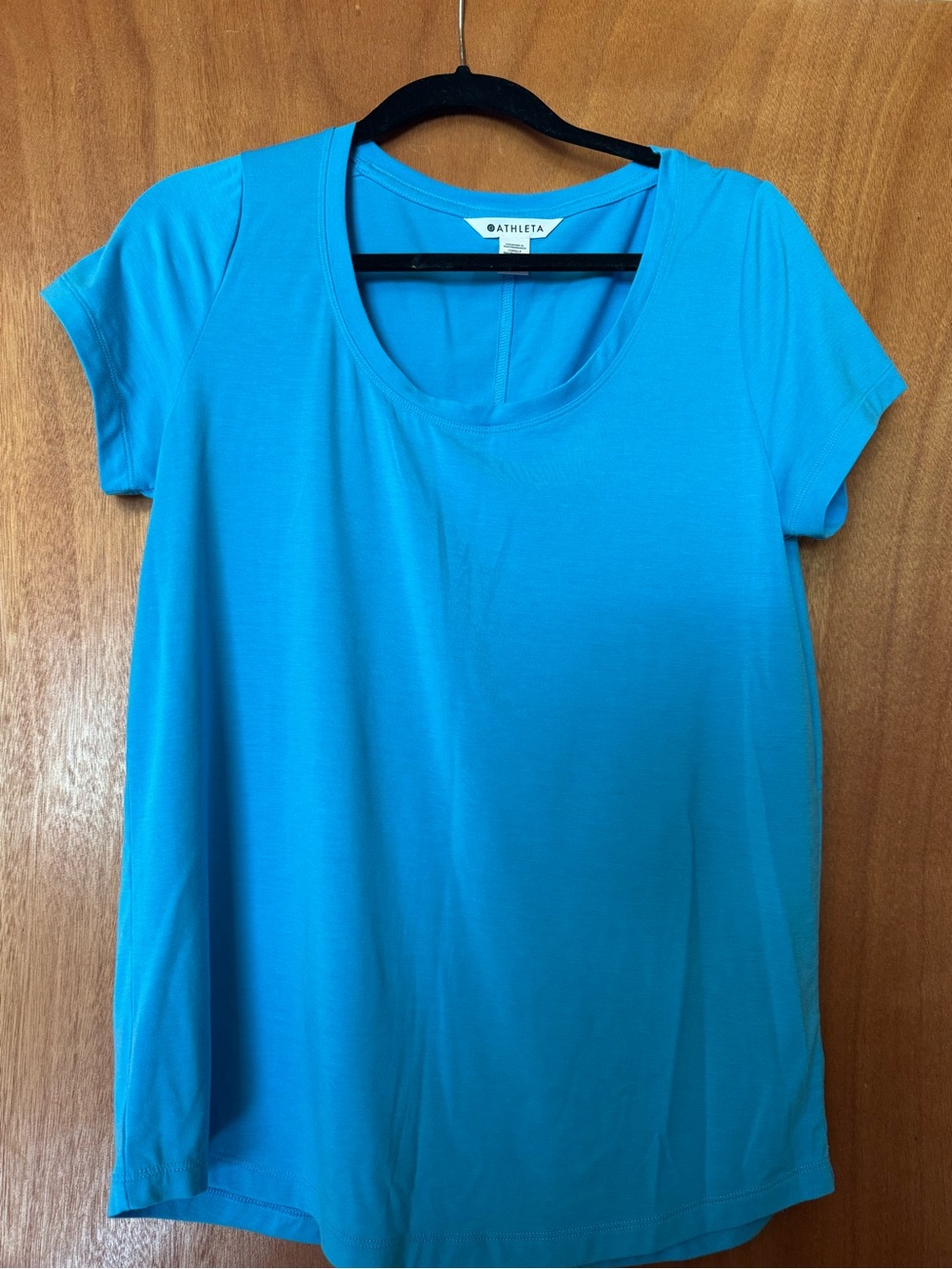 Athleta Short-Sleeve Scoop Neck Tee in Turquoise
